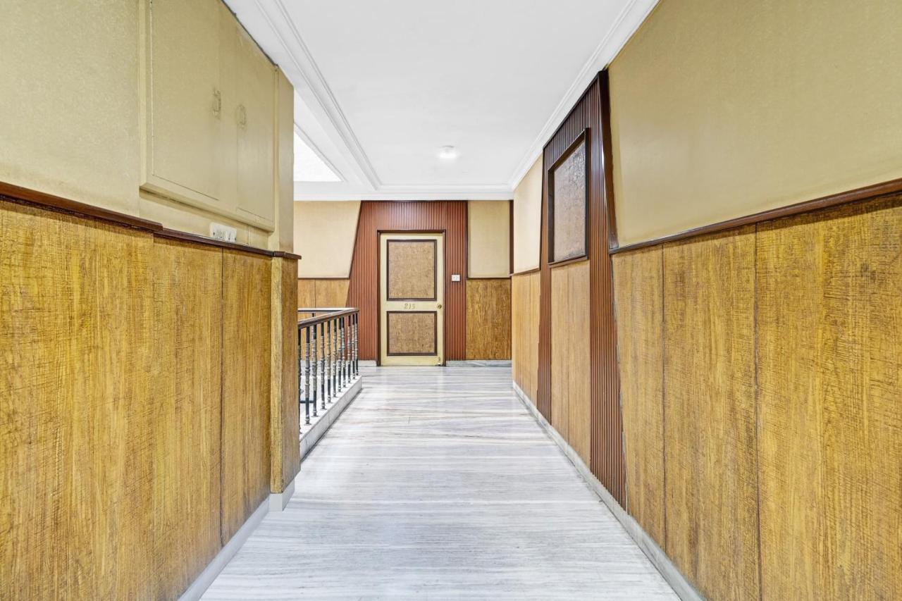 Super Townhouse Oak Hotel Belsons Taj Mahal Secundurabad Екстериор снимка